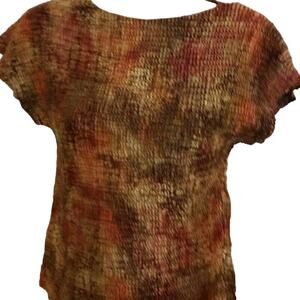 Short Sleeve Crinkle Top Great for No Iron Travel